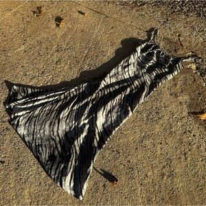 Black & grey zebra print maxi dress with slit #zebraprint